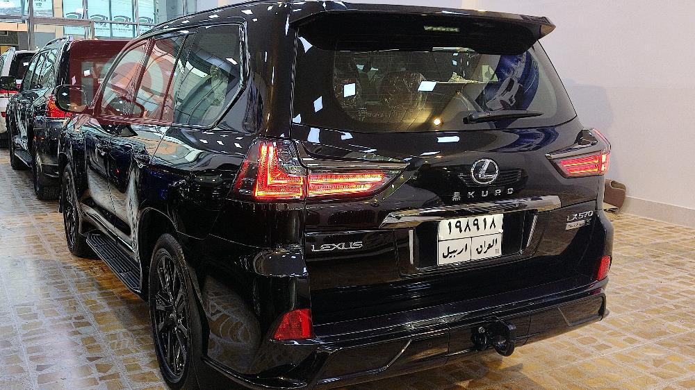 Lexus LX